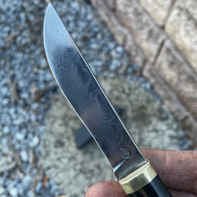 Gentleman’s Knife in Damascus and Ebony